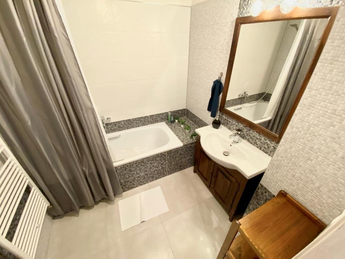 Royal City Centre Apartment Poprad Extérieur photo