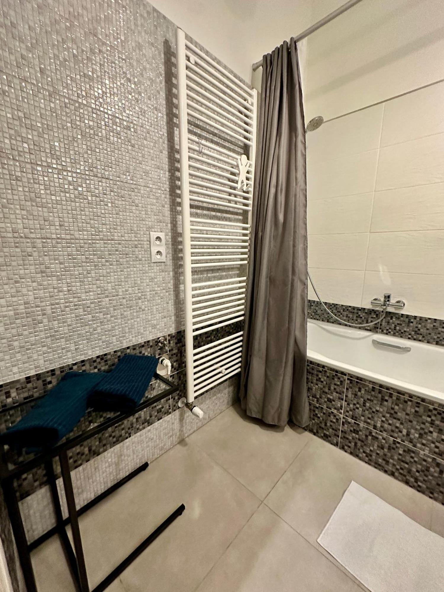 Royal City Centre Apartment Poprad Extérieur photo