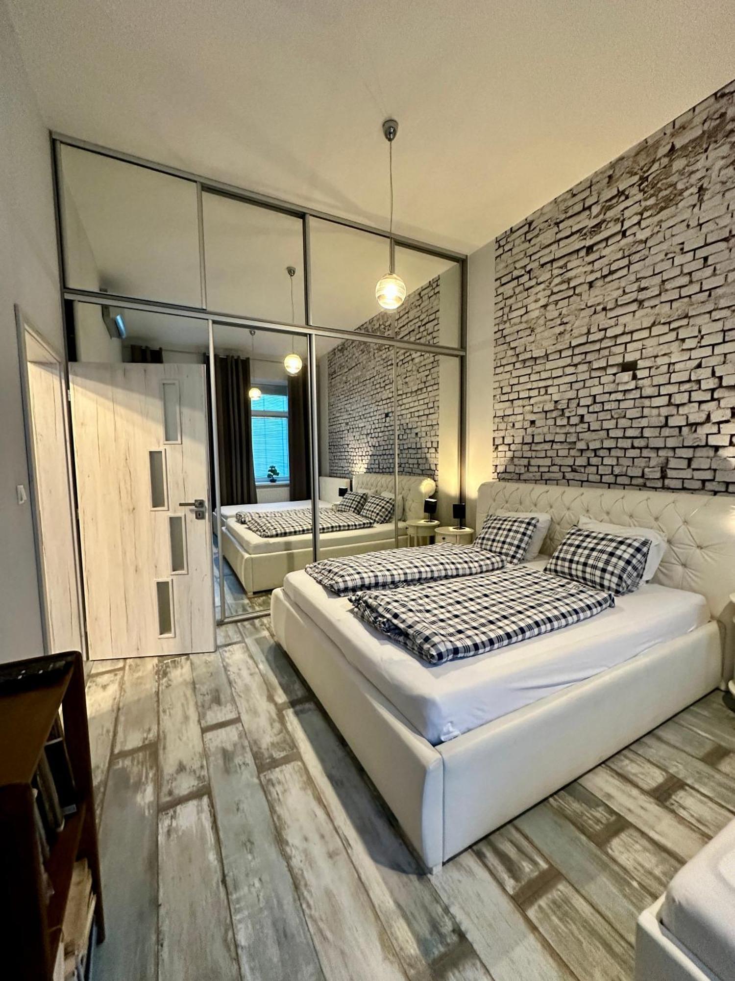 Royal City Centre Apartment Poprad Extérieur photo